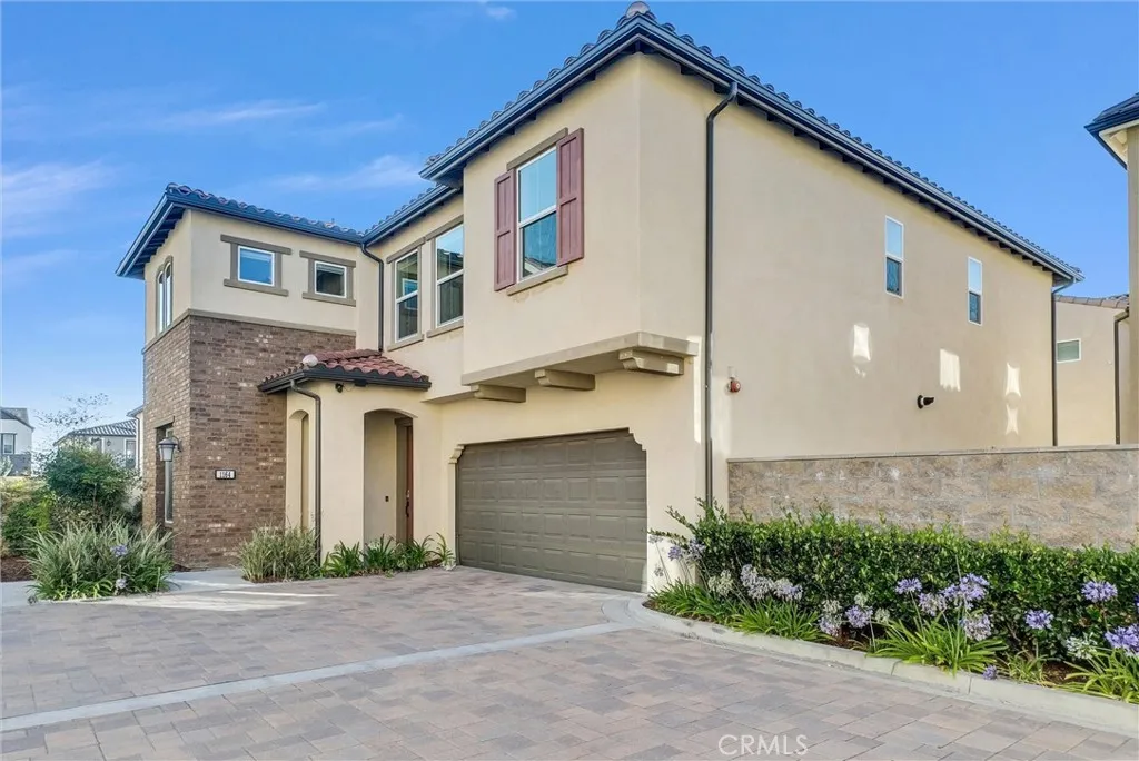 Lake Forest, CA 92610