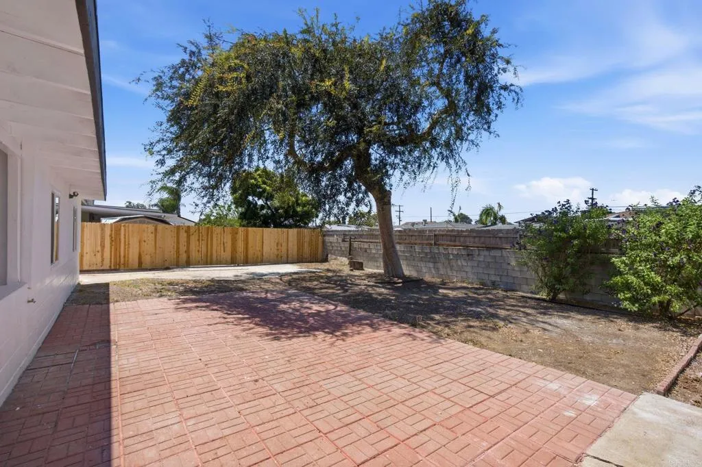 https://cdn.realtyfeed.com/cdn/127/307065928/4b944e927b027ec599a7e37ac0710cf6.webp
