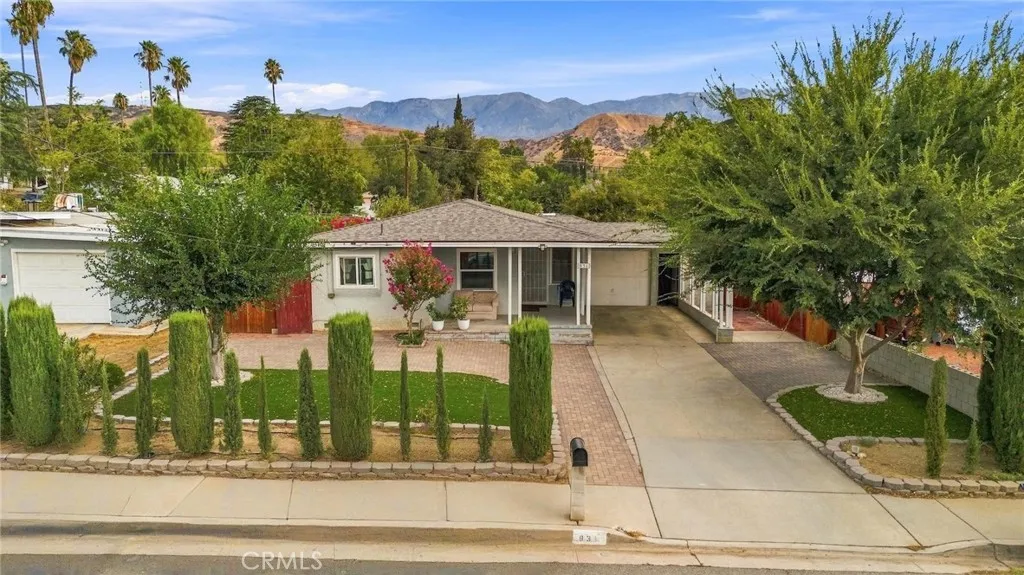 Banning, CA 92220