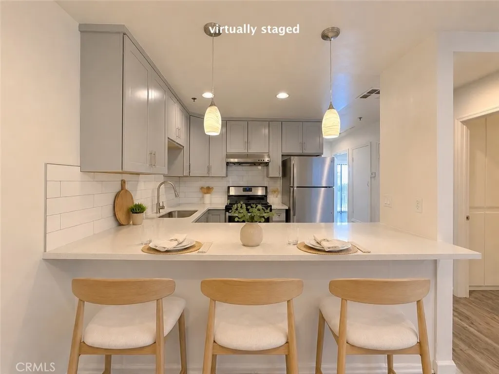 Alhambra, CA 91801