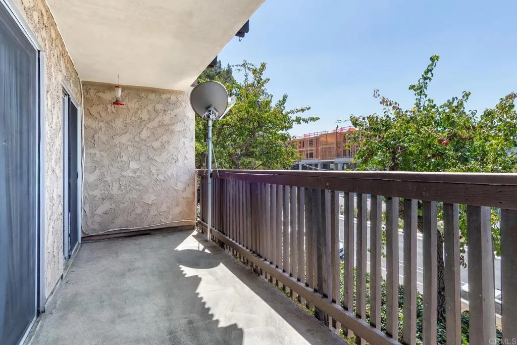 https://cdn.realtyfeed.com/cdn/127/307065993/69aabee3b8b56bf996e251fe319aa9b2.webp