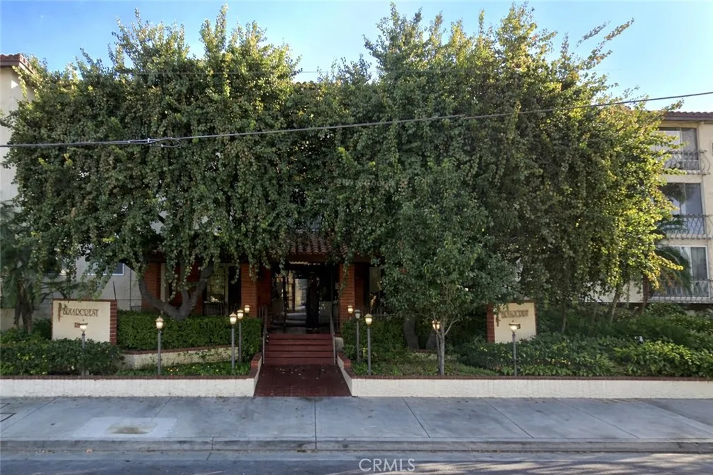 Valley Village, CA 91607