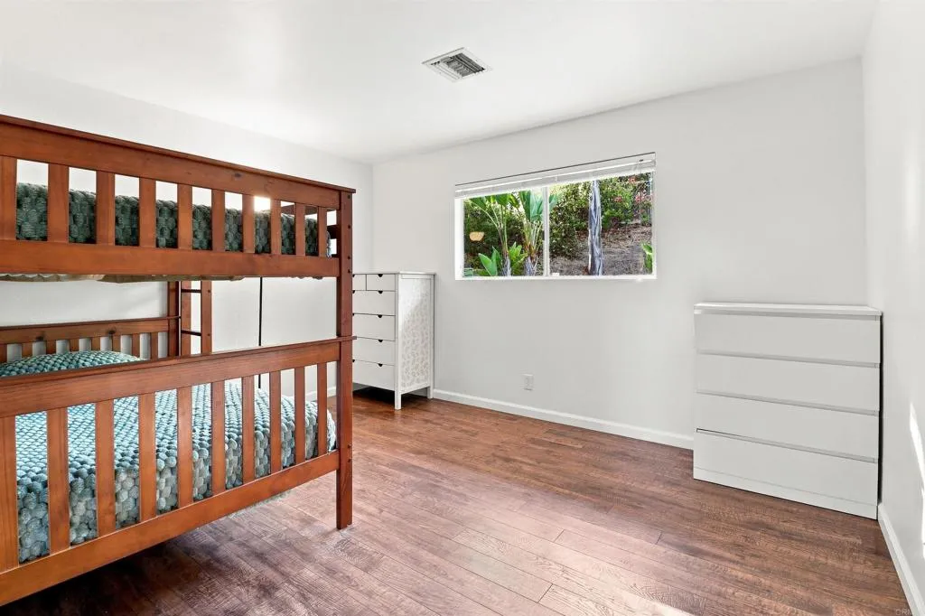 https://cdn.realtyfeed.com/cdn/127/307066012/51516d1fc78c3efff55e3abe342d4a50.webp
