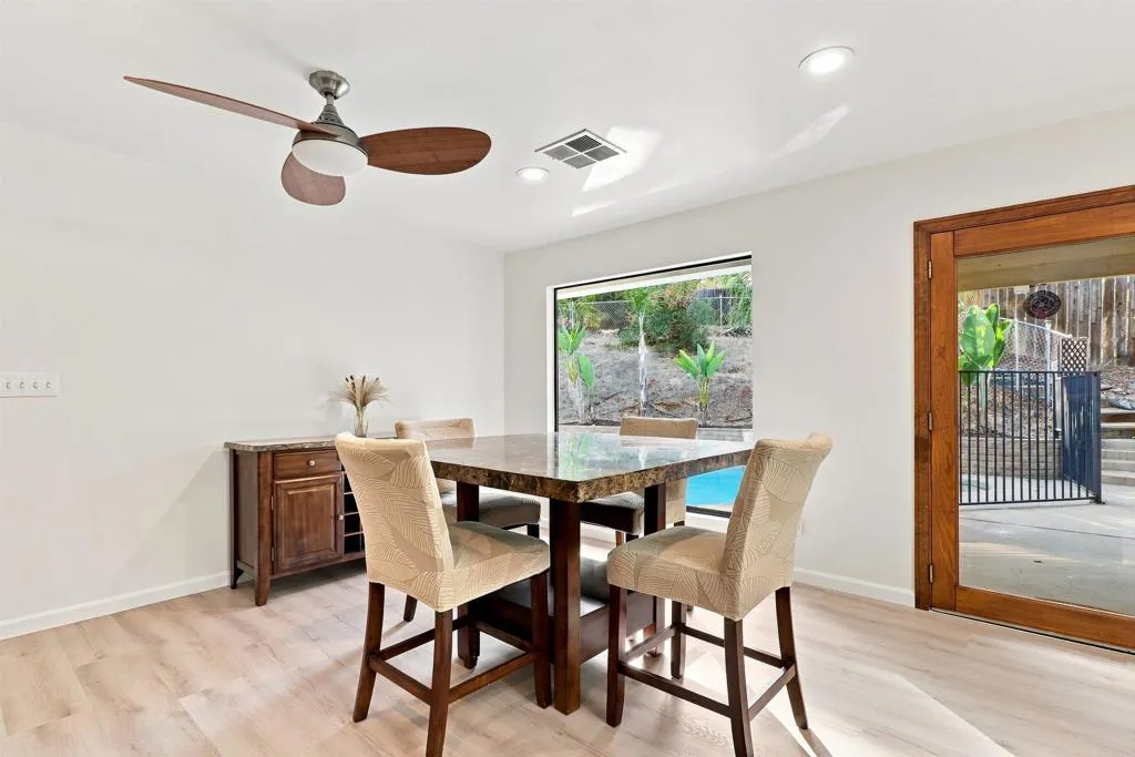 https://cdn.realtyfeed.com/cdn/127/307066012/8c97829babd9838dba50901013079548.webp