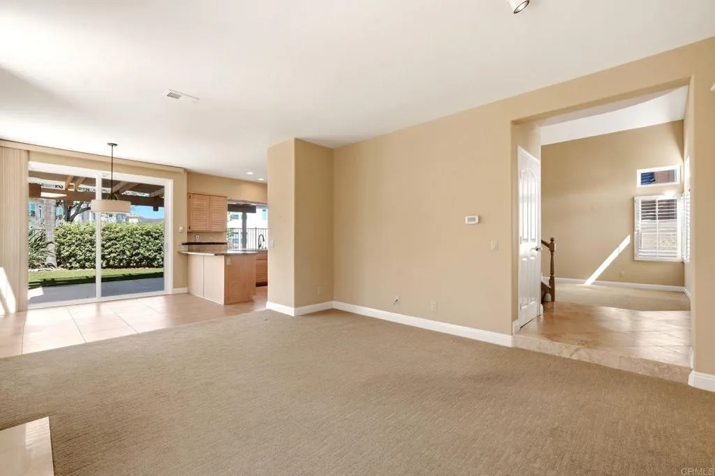 https://cdn.realtyfeed.com/cdn/127/307066019/1aa62d9cd4257d7810251c826b057c1d.webp
