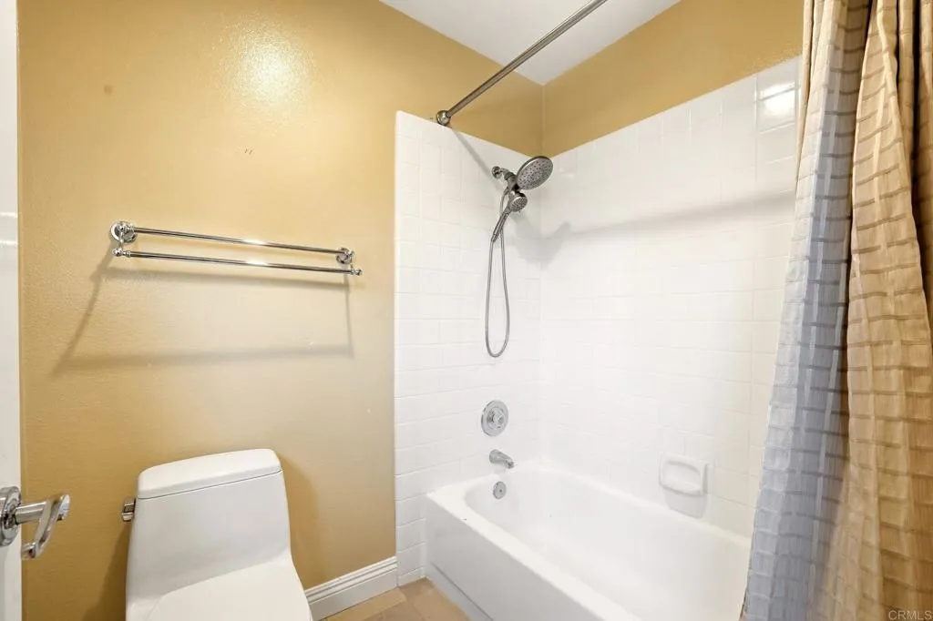 https://cdn.realtyfeed.com/cdn/127/307066019/7d87aee5540ebaa1e98210fd5639b727.webp