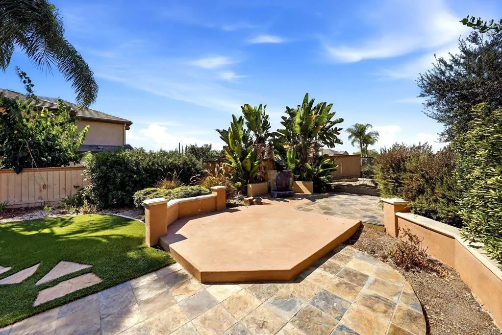 https://cdn.realtyfeed.com/cdn/127/307066019/a9d517b480aa32ea3b6aa661ff616eae.webp
