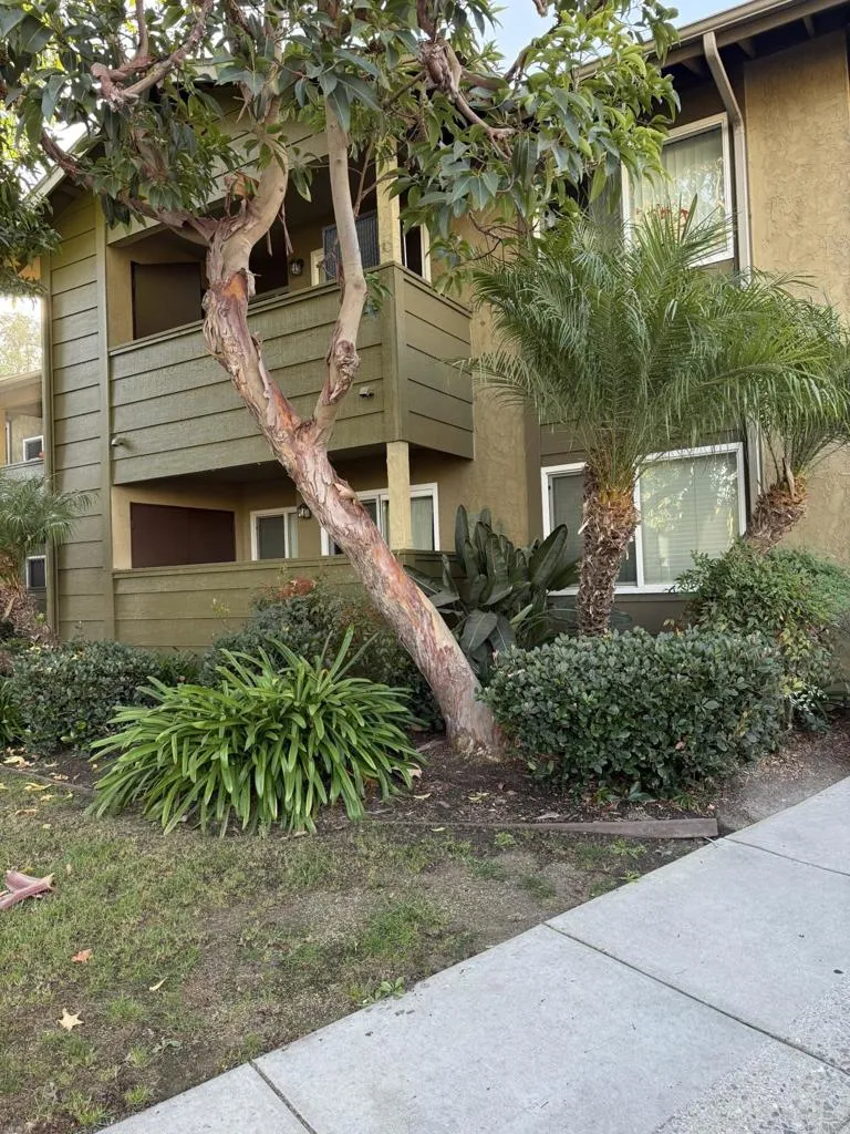 190 Avenida Descanso Unit A, Oceanside, CA 92057 - Photo 2 of 22, Oceanside, CA