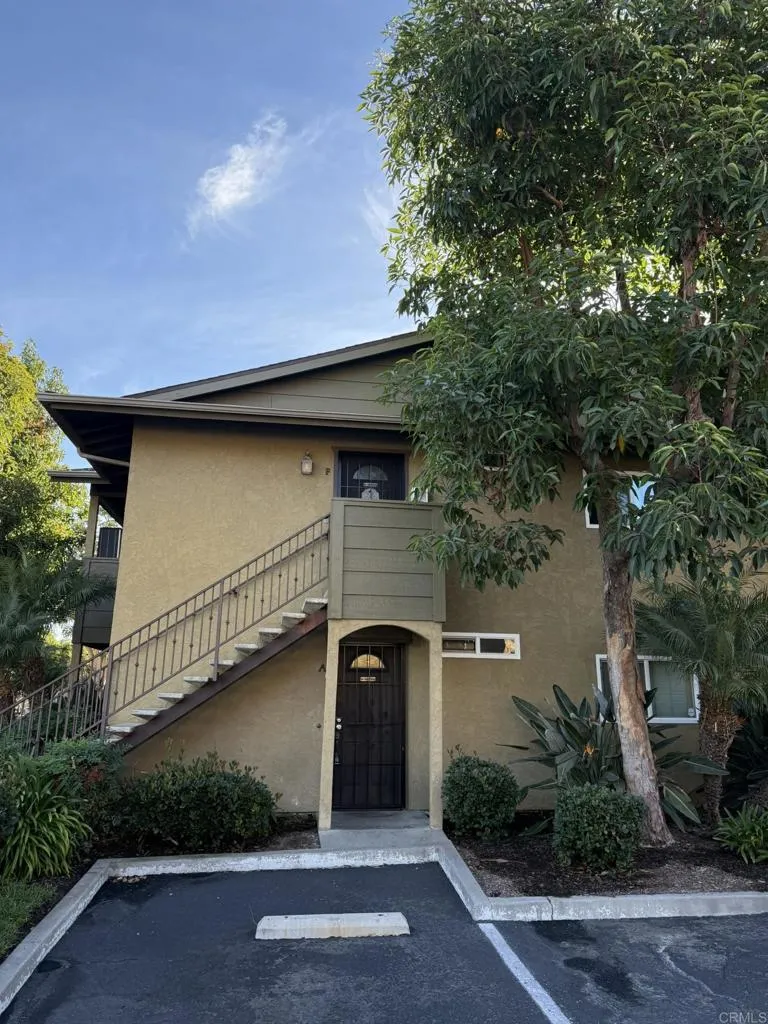 190 Avenida Descanso Unit A, Oceanside, CA 92057 - Photo 4 of 22, Oceanside, CA