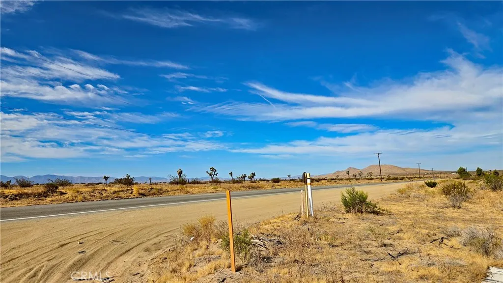 Lancaster, CA 93535