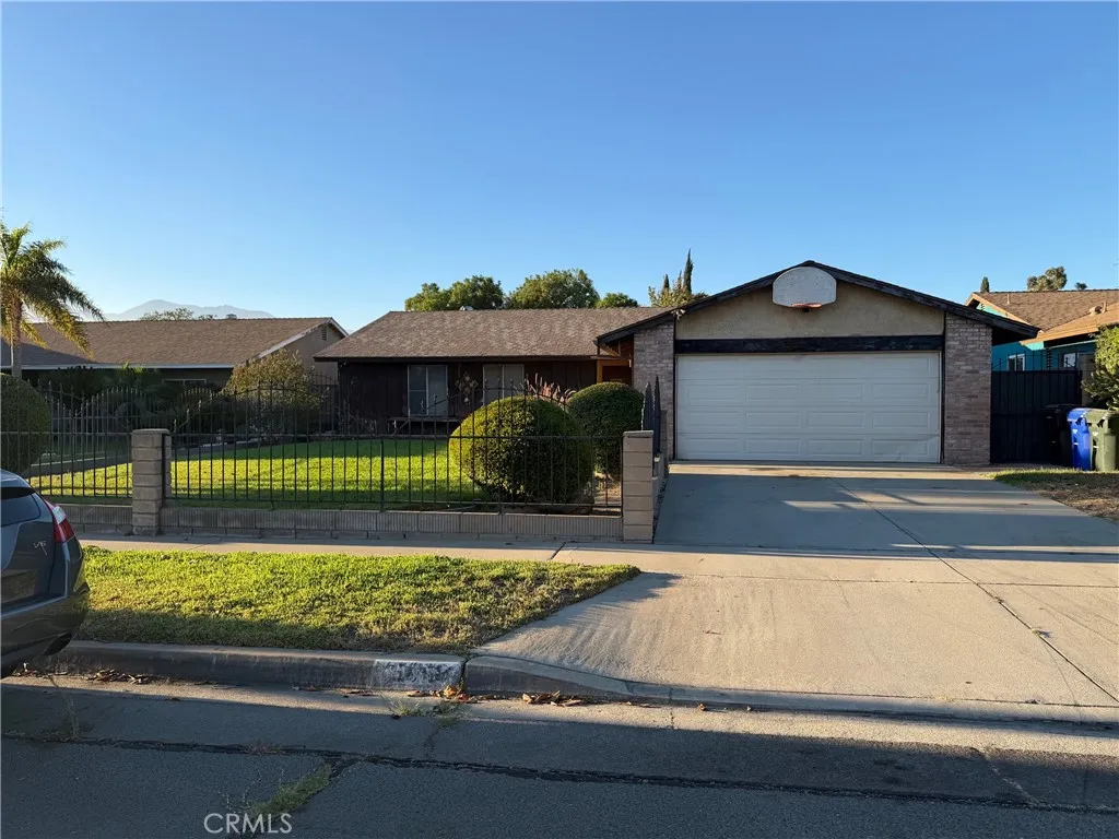 Fontana, CA 92335