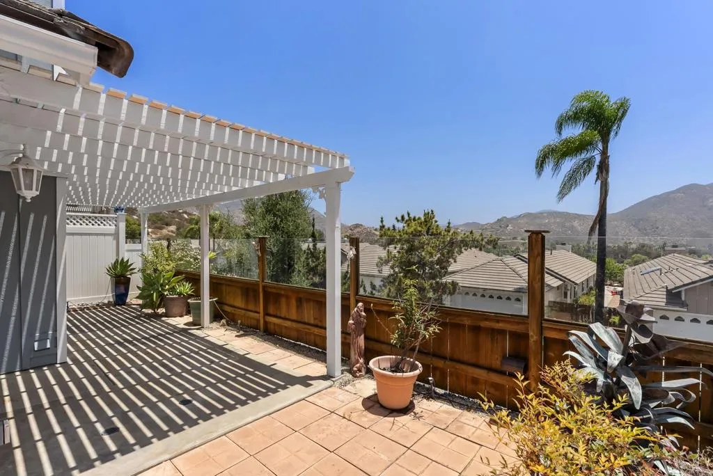 https://cdn.realtyfeed.com/cdn/127/307066142/3f88bcde29772b7469f67f944021b22d.webp