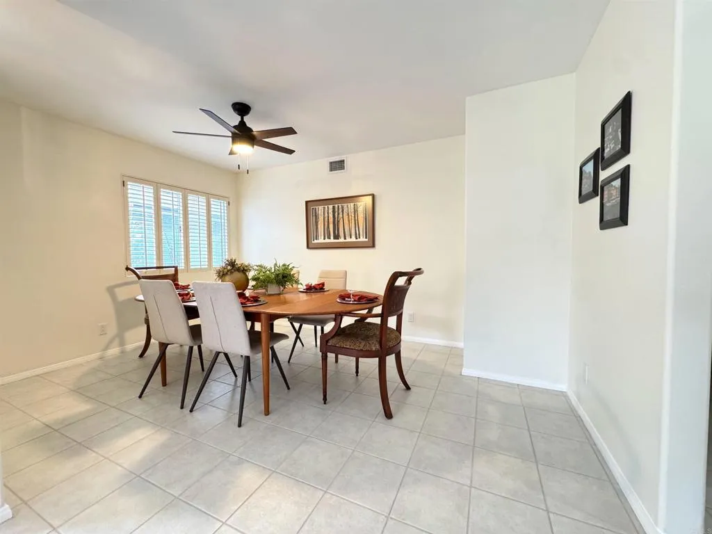 https://cdn.realtyfeed.com/cdn/127/307066142/738e68b18338e013aa4863af1a4e2a8c.webp