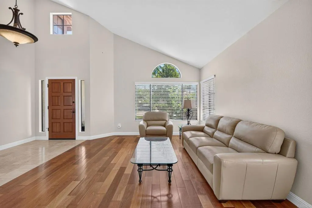 https://cdn.realtyfeed.com/cdn/127/307066155/0f526dd408ab5789df33bd8b4d4a5190.webp