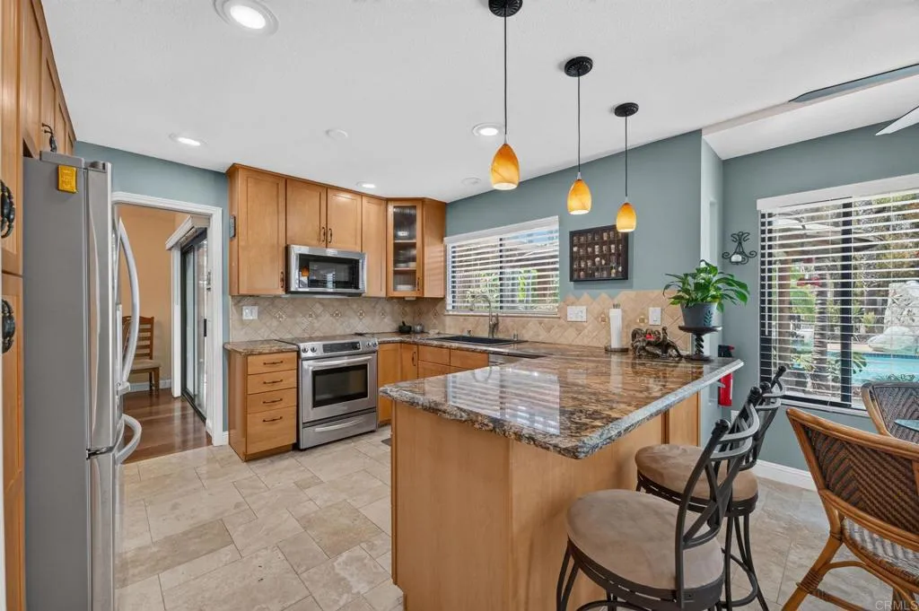 https://cdn.realtyfeed.com/cdn/127/307066155/41da8619fe75b6d5aa1b0355c9686e22.webp