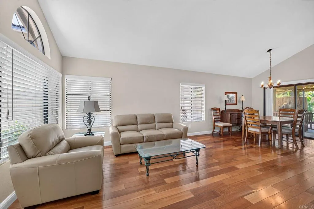 https://cdn.realtyfeed.com/cdn/127/307066155/46da72614f9b1483c4e10e56b5f4cc0f.webp