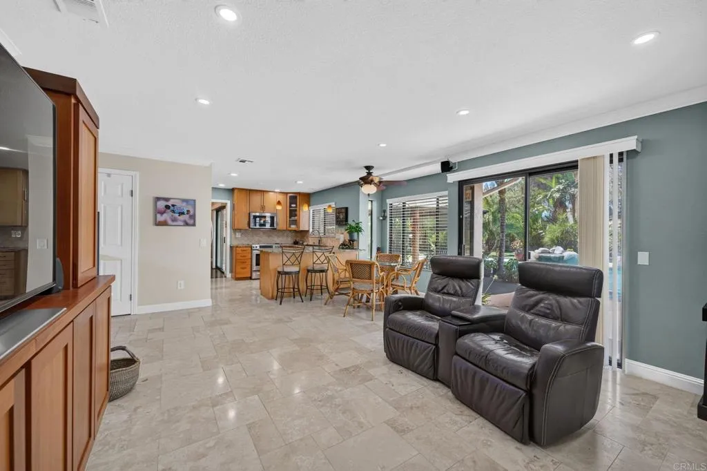 https://cdn.realtyfeed.com/cdn/127/307066155/d1a800413580aafa3429c857ef99badd.webp