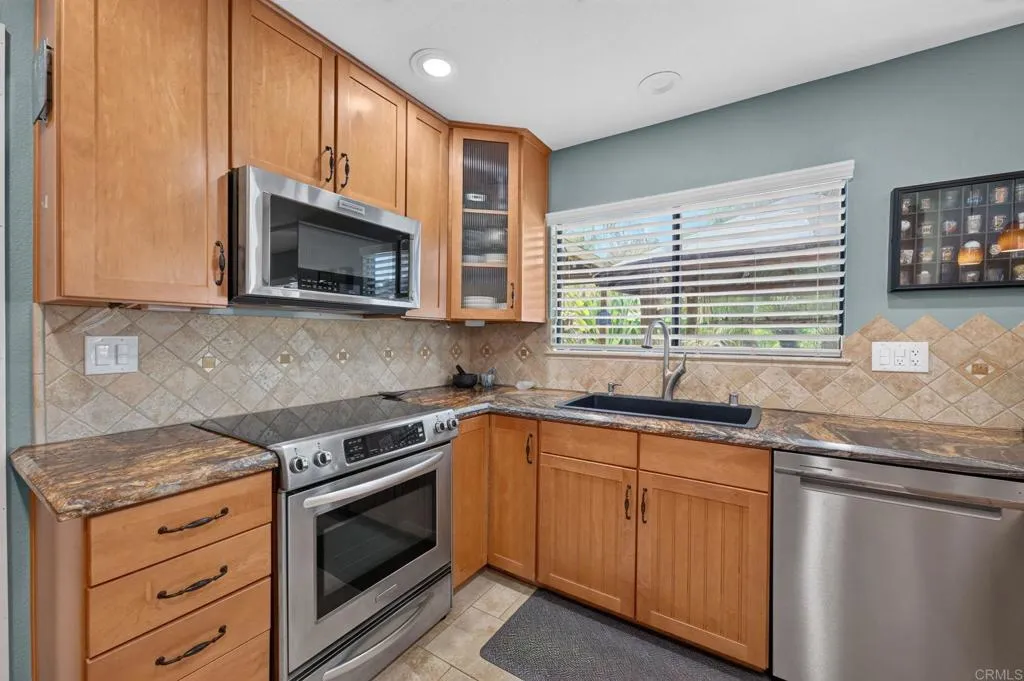 https://cdn.realtyfeed.com/cdn/127/307066155/f73f24db0f2f5ee5e276c81ff34334e2.webp