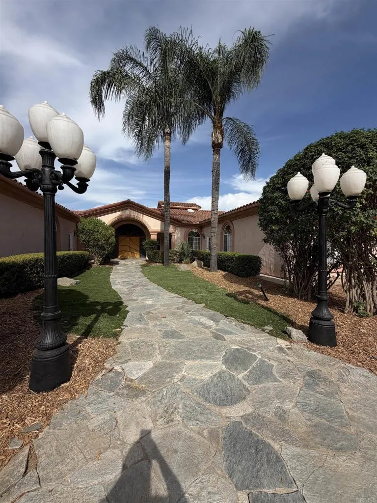 El Cajon, CA 92019