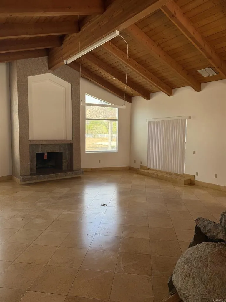 1555 Willow Glen Dr., El Cajon, CA 92019 - Photo 3 of 15, El Cajon, CA