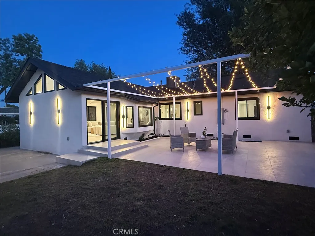 Granada Hills, CA 91343