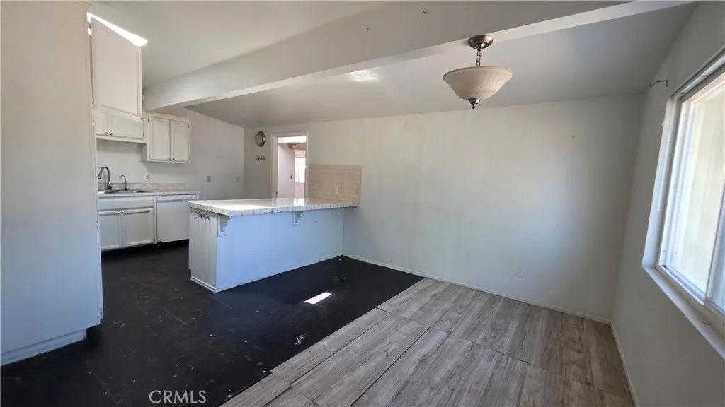 https://cdn.realtyfeed.com/cdn/127/307066198/c8784519baae8742216e4e338803128c.webp