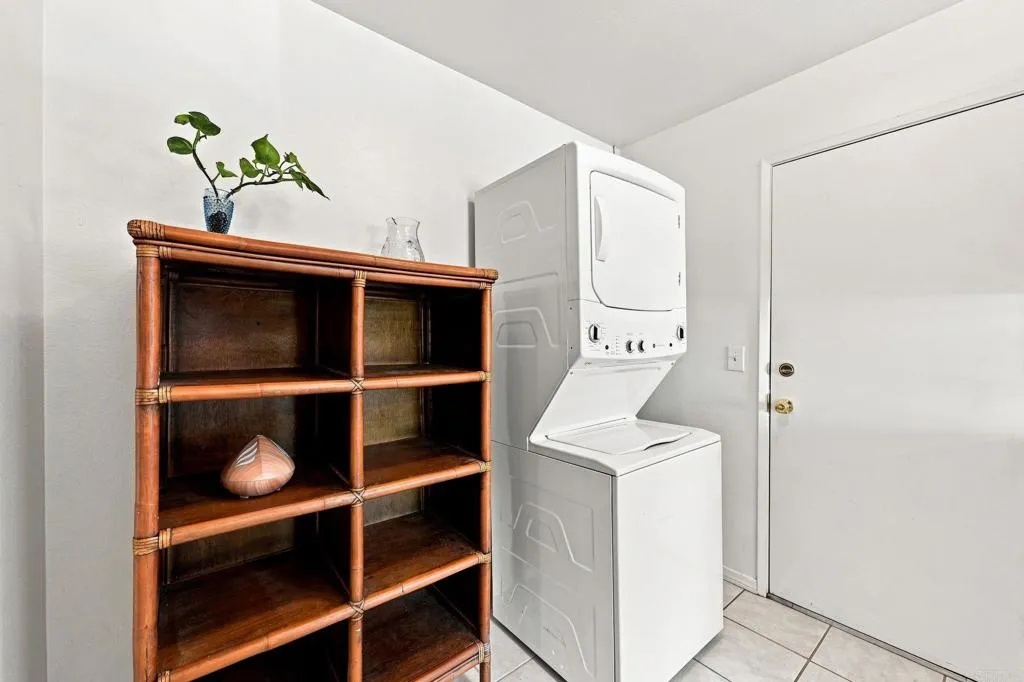 https://cdn.realtyfeed.com/cdn/127/307066204/789a8976f34888a06aff700f8d179003.webp