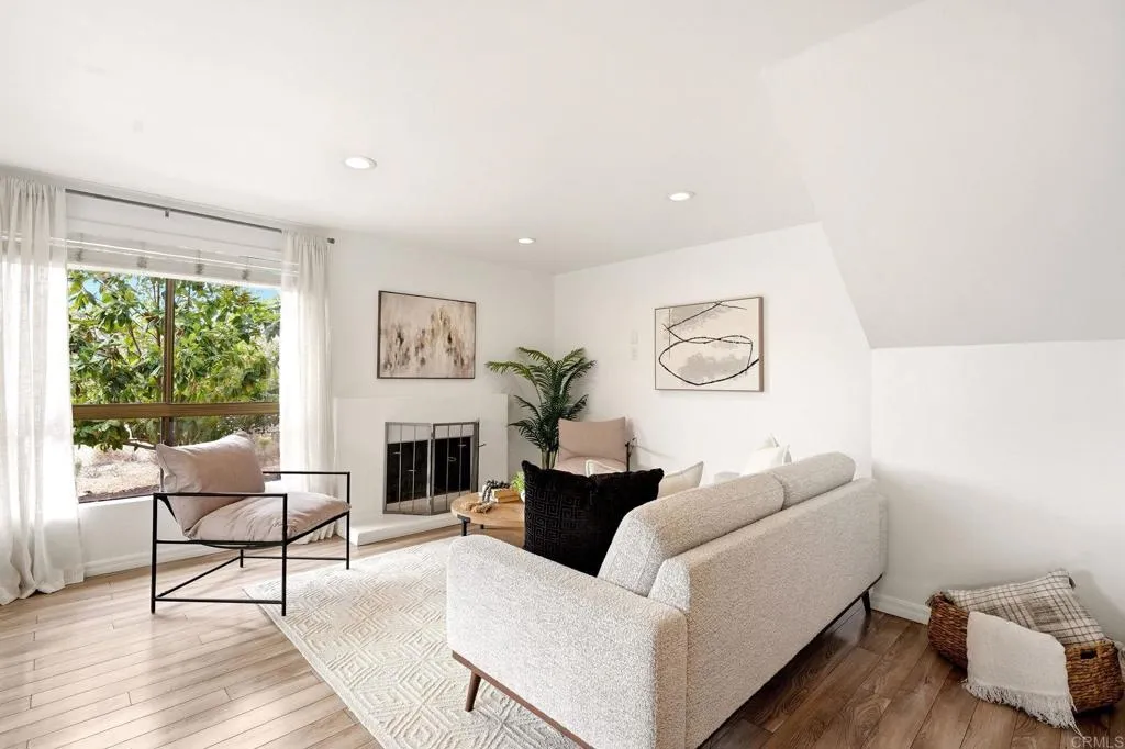 270 Rancho Drive Unit A, Chula Vista, CA 91911 - Photo 5 of 33, Chula Vista, CA
