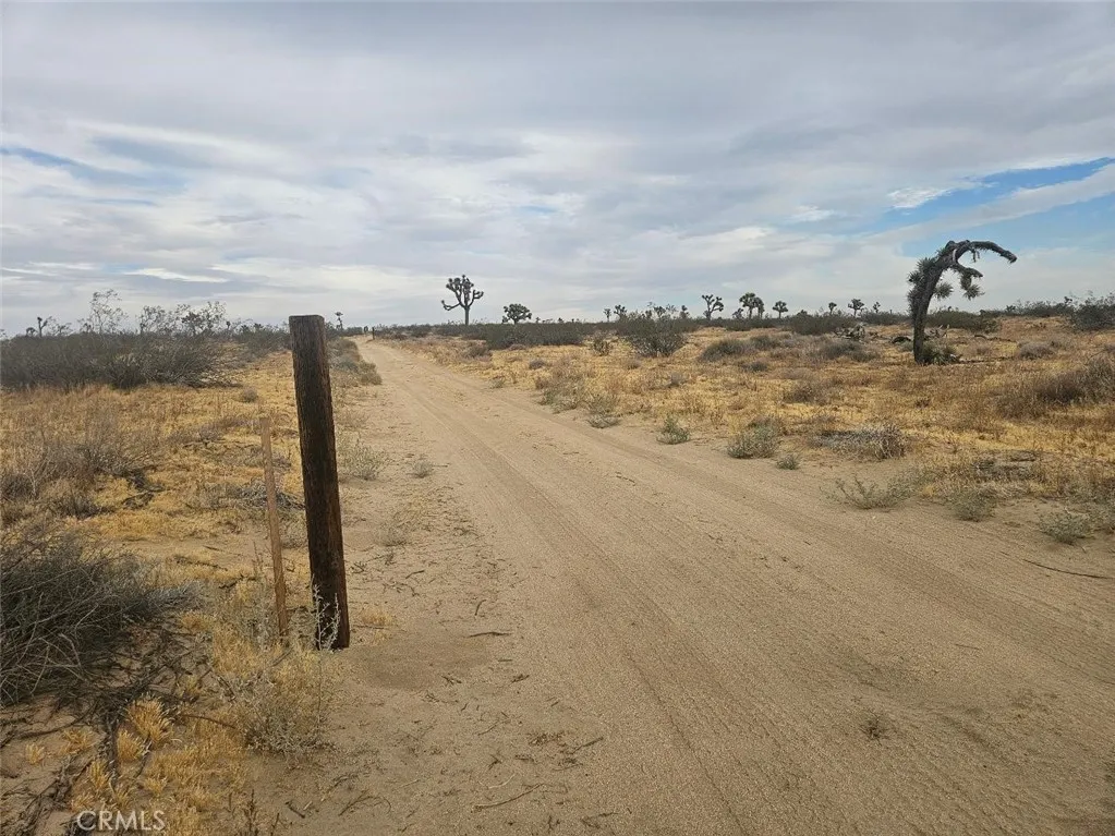 Lancaster, CA 93535