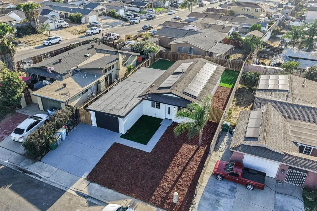 https://cdn.realtyfeed.com/cdn/127/307066271/bf323970fa0343238649db6d0ffcc8fd.webp