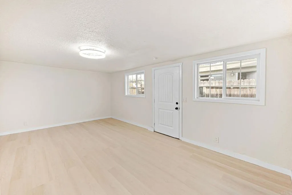https://cdn.realtyfeed.com/cdn/127/307066271/e79b8f7ef59eb1dbe1499303cd2c901e.webp