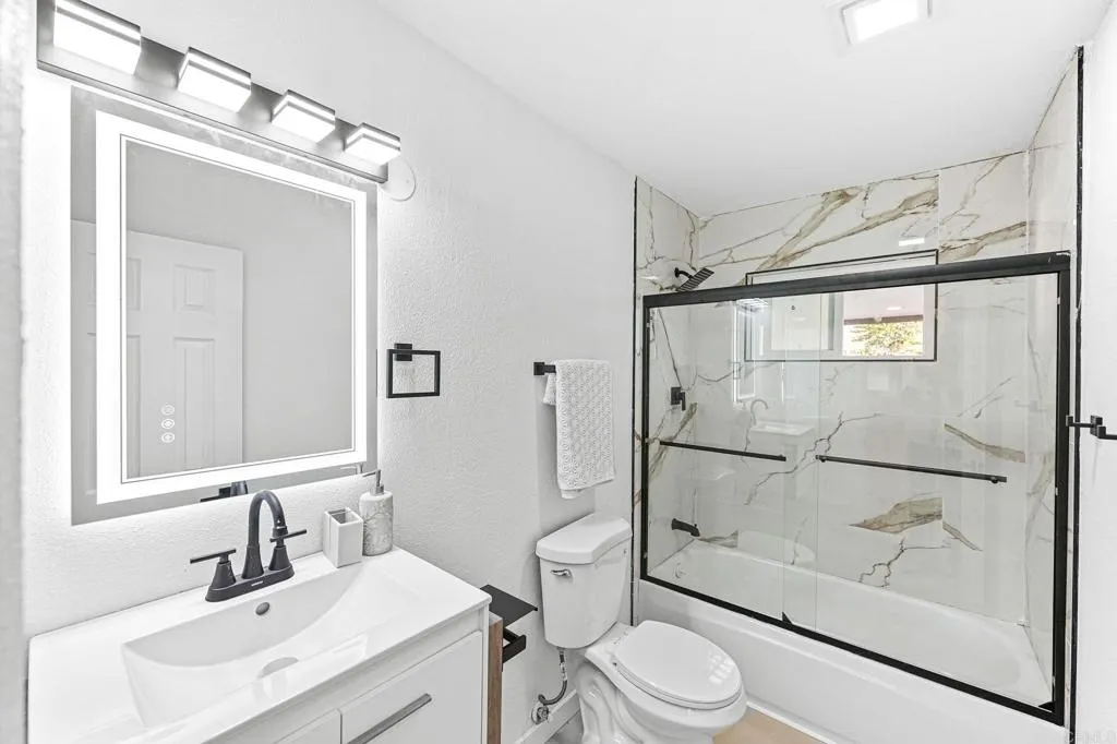 https://cdn.realtyfeed.com/cdn/127/307066271/f5937bfe8bdc139d16be286f543202a4.webp