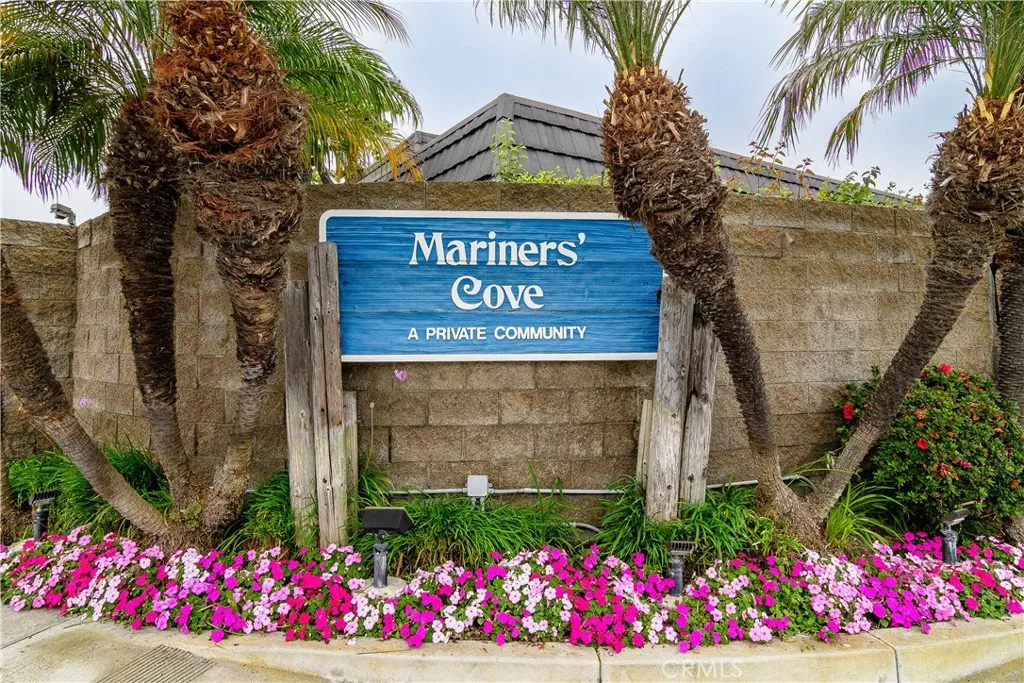 21208 Sailors Bay