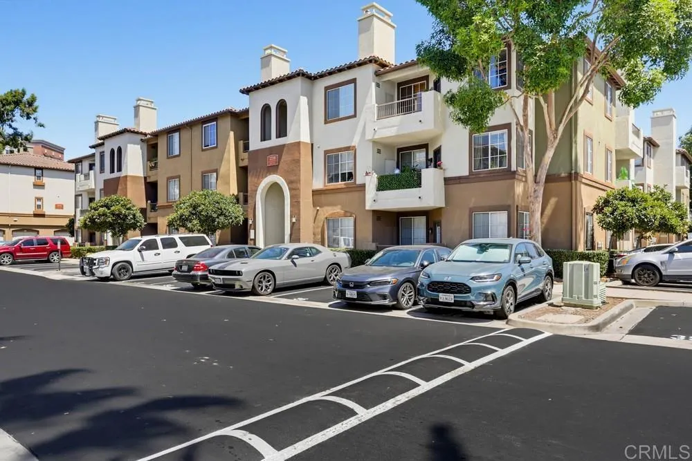 https://cdn.realtyfeed.com/cdn/127/307066320/2acfba7eaaa32fbb22f587e49ce9f172.webp