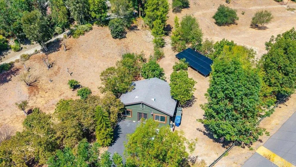 https://cdn.realtyfeed.com/cdn/127/307066324/21b29bd4d4eb2120413d821cd3483a60.webp