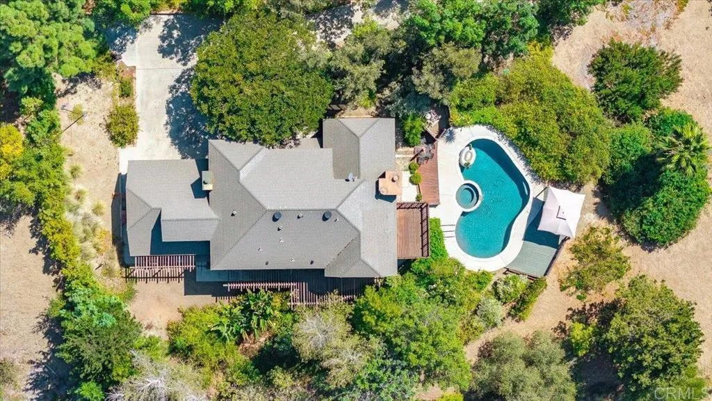 https://cdn.realtyfeed.com/cdn/127/307066324/25f1289dbde48a13a9ce86730c4a6f4b.webp