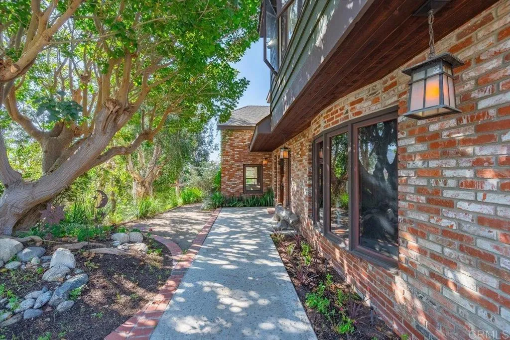 3336 Old Post Road, Fallbrook, CA 92028 - Photo 2 of 67, Fallbrook, CA