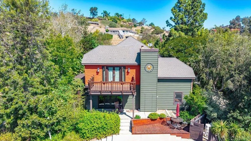 https://cdn.realtyfeed.com/cdn/127/307066324/94b903e0a32ff8b7a1ec0273afb5e129.webp