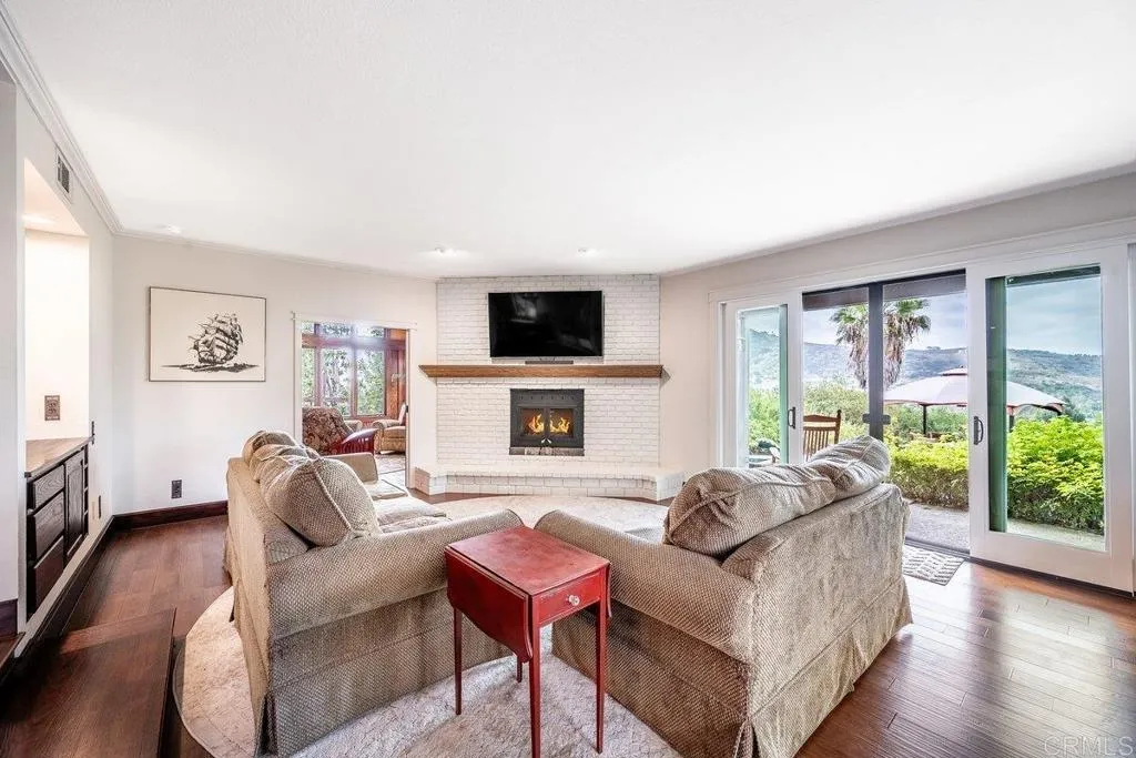 https://cdn.realtyfeed.com/cdn/127/307066324/ab045ebe30f8cd1339c1d7d49a6674db.webp