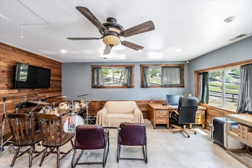 https://cdn.realtyfeed.com/cdn/127/307066324/d9ba921e6ac0e0e6929e494314f3cb5e.webp