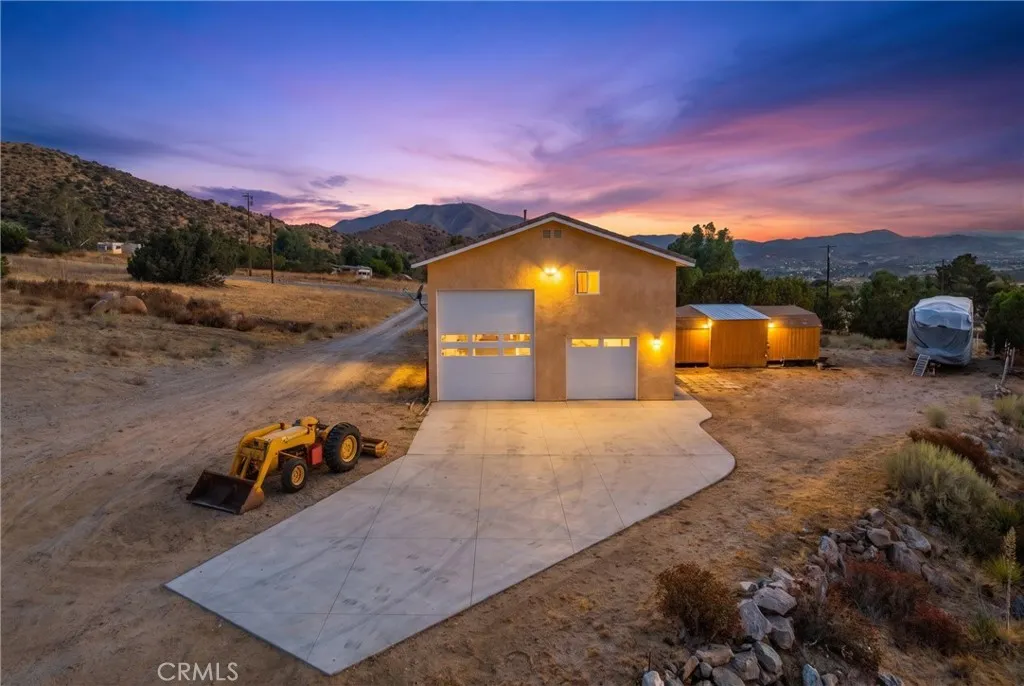 Acton, CA 93510