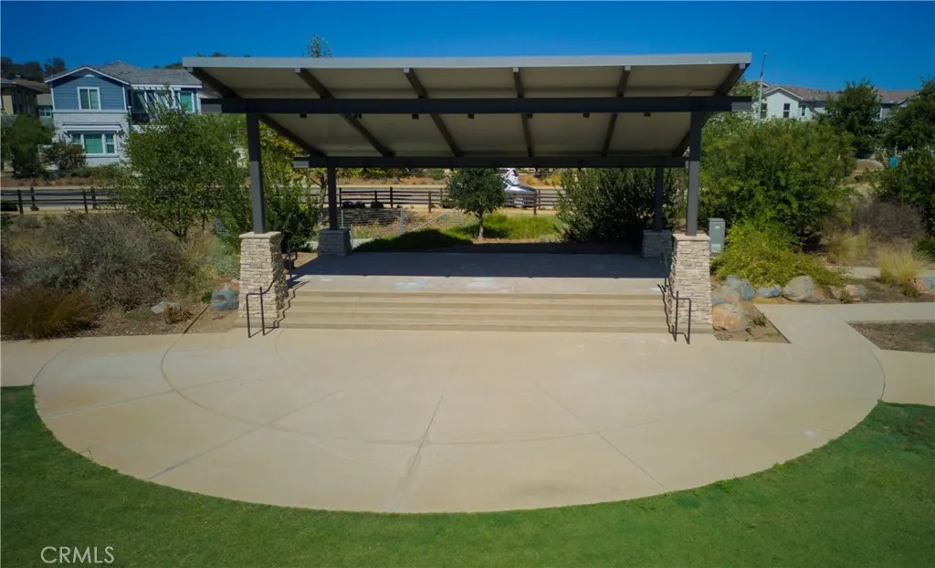 https://cdn.realtyfeed.com/cdn/127/307066358/17cc38e57a226fd6c59384971b7227ae.webp