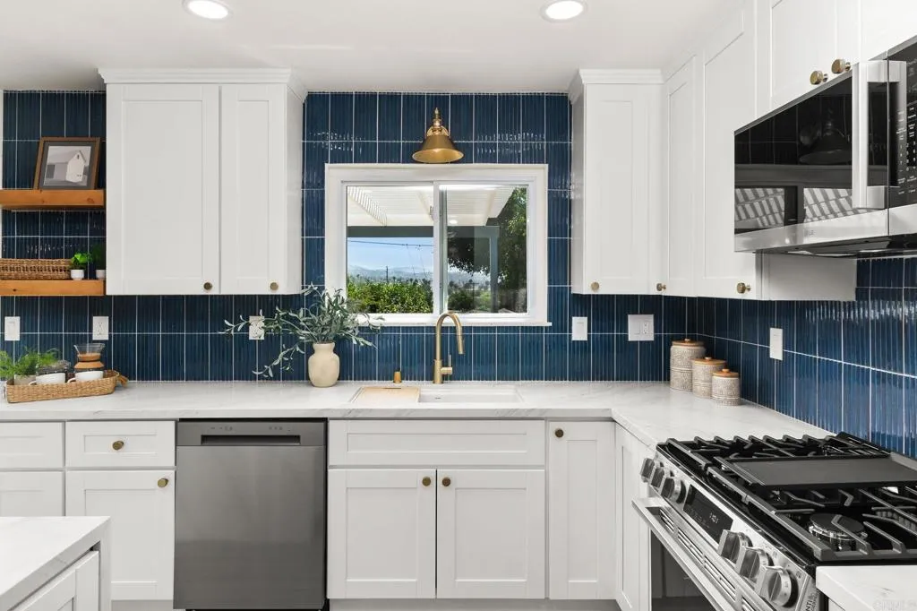 https://cdn.realtyfeed.com/cdn/127/307066393/12ee9e0374d737623fa0051ca8723a2f.webp