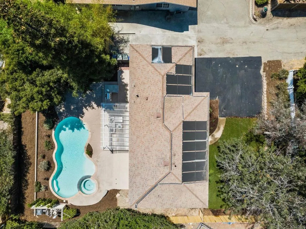 https://cdn.realtyfeed.com/cdn/127/307066393/b2a7638a8a742047d1c7692aee025511.webp
