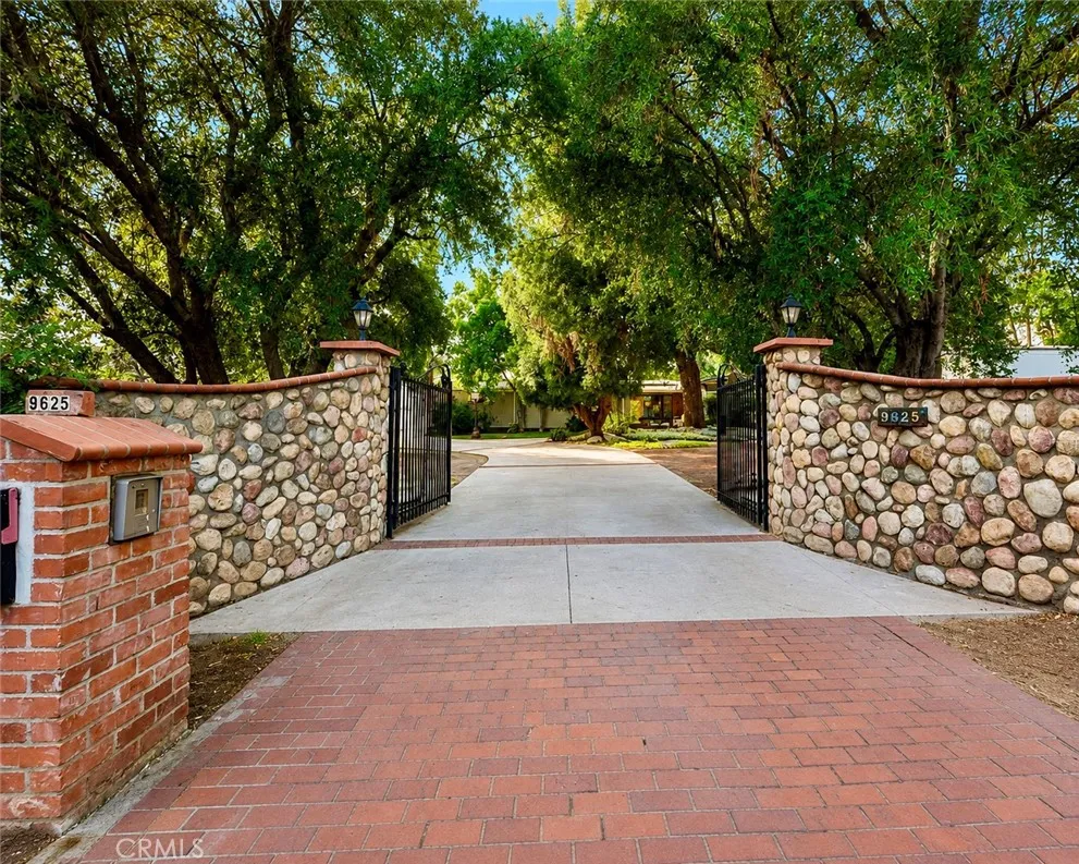 North Hills, CA 91343