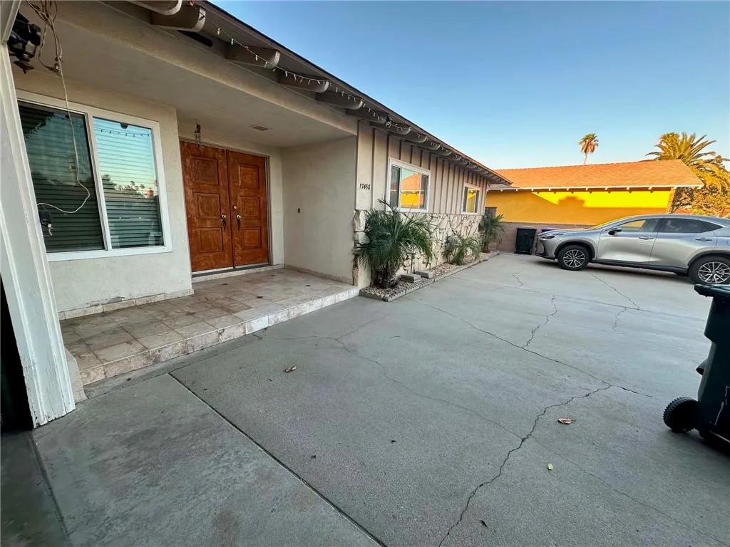Fontana, CA 92335