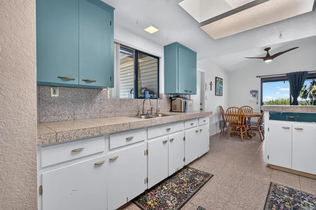 https://cdn.realtyfeed.com/cdn/127/307066454/4bef82a0f014c02fc29a35ee68999f5d.webp