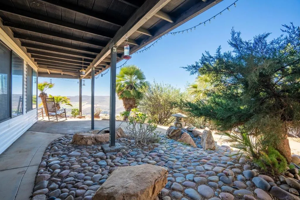 https://cdn.realtyfeed.com/cdn/127/307066454/bf26f5a102cdbcd24a6baaf925daf67c.webp