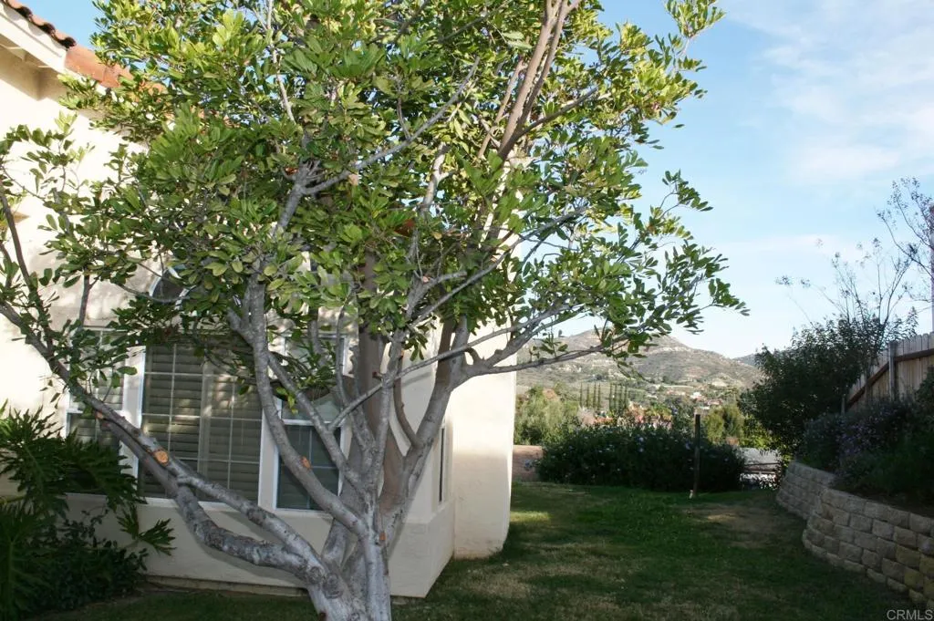 https://cdn.realtyfeed.com/cdn/127/307066487/126a3de284aec6a2c02fc1eea1905300.webp