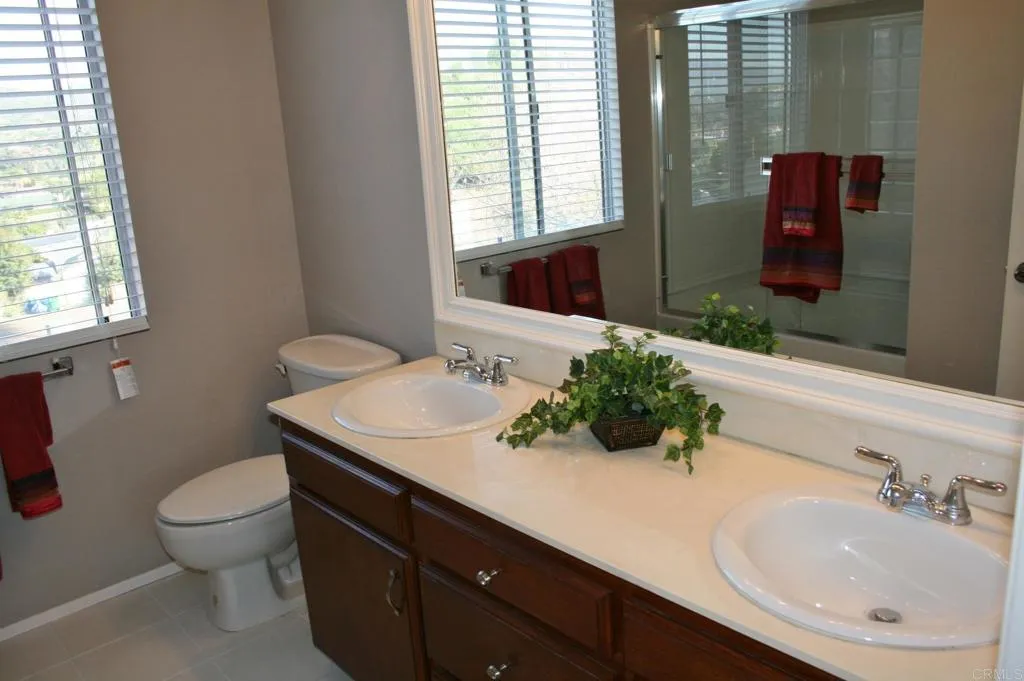 https://cdn.realtyfeed.com/cdn/127/307066487/3e97b403ce7df8e8c6a2980606b17a41.webp
